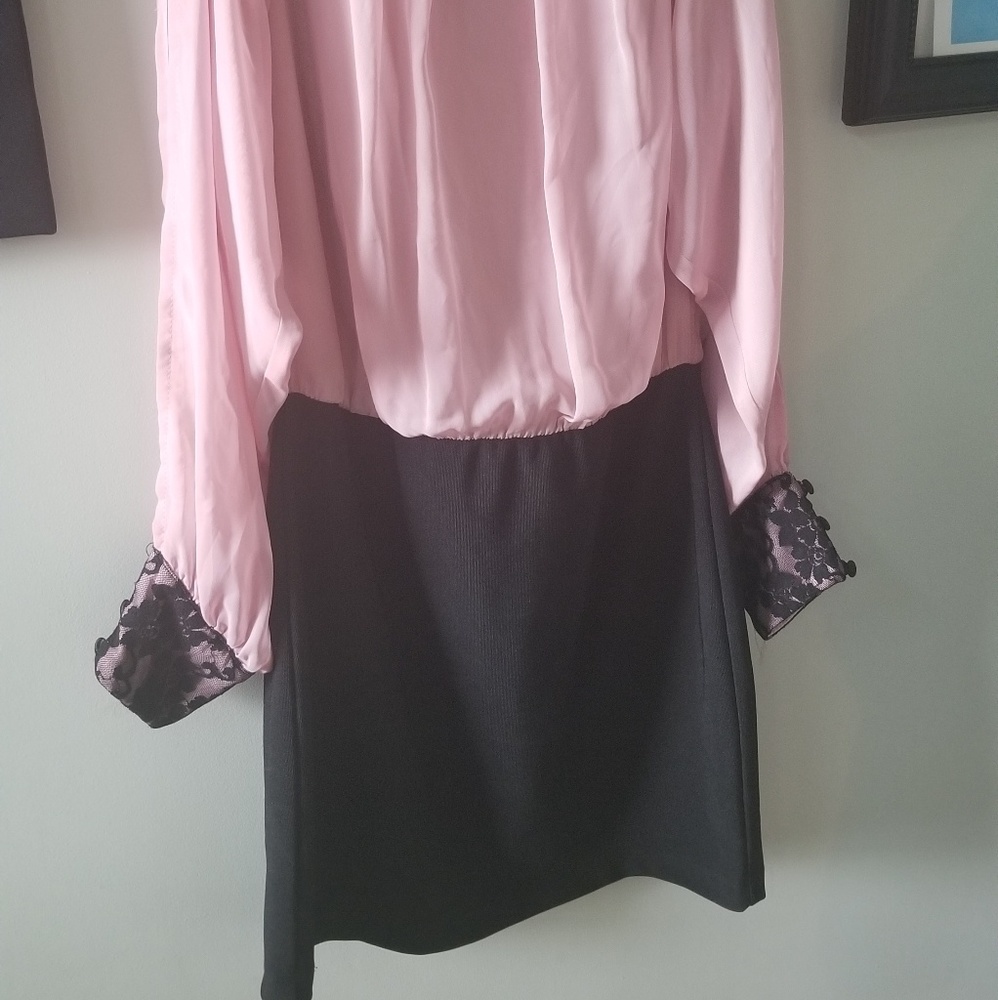 Dress - Picture 2 of 4